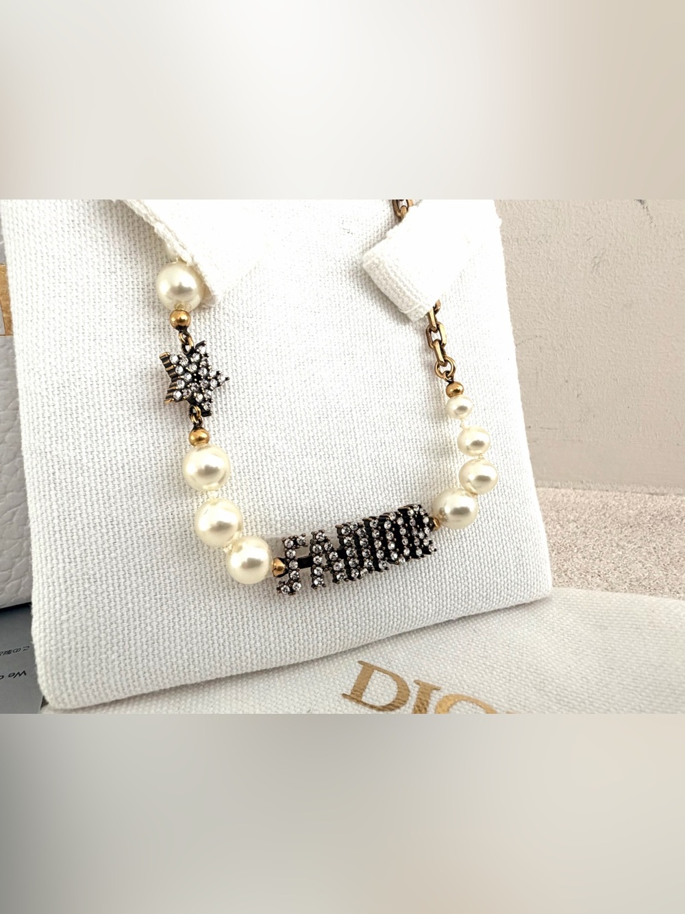 CHRISTIAN DIOR J’ADIOR Faux Pearl Crystal Star Choker Necklace Full Set